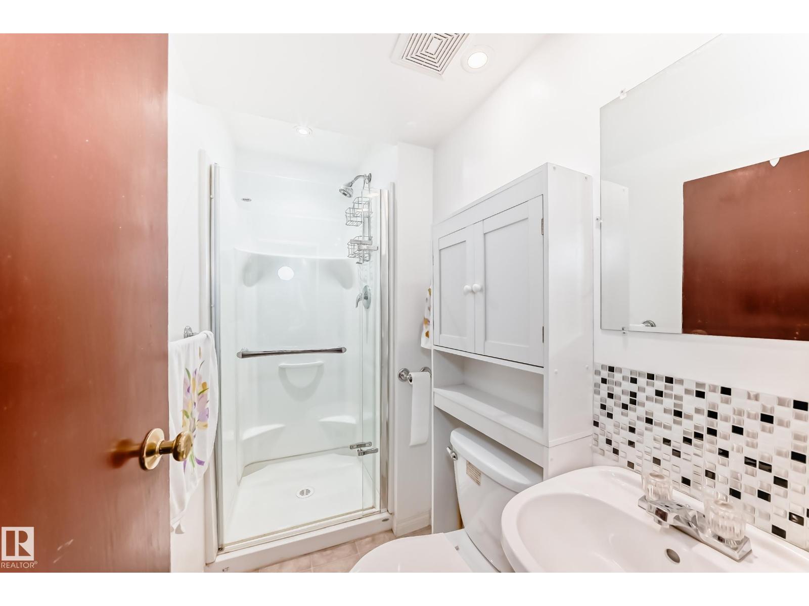 4006 115 AV NW - 40