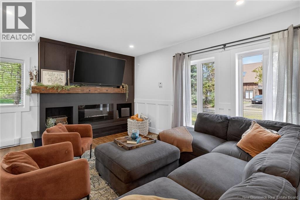112 Pleasant Street - 19