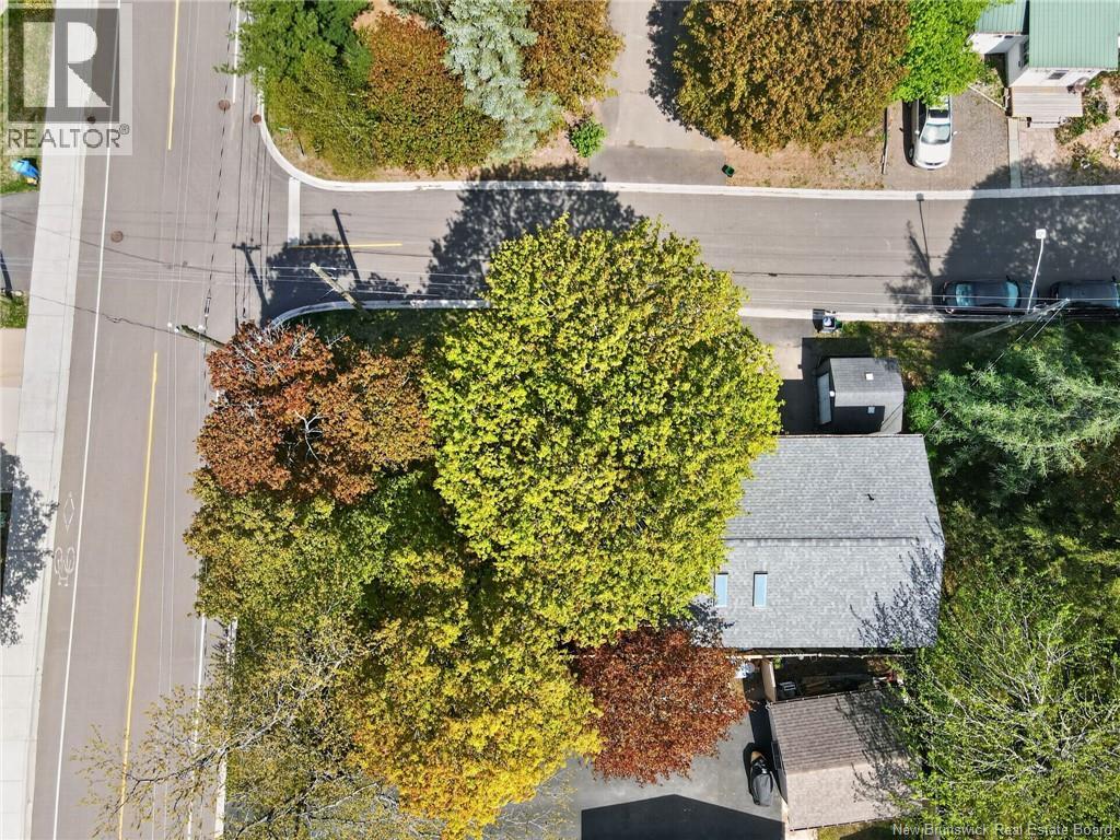 112 Pleasant Street - 47