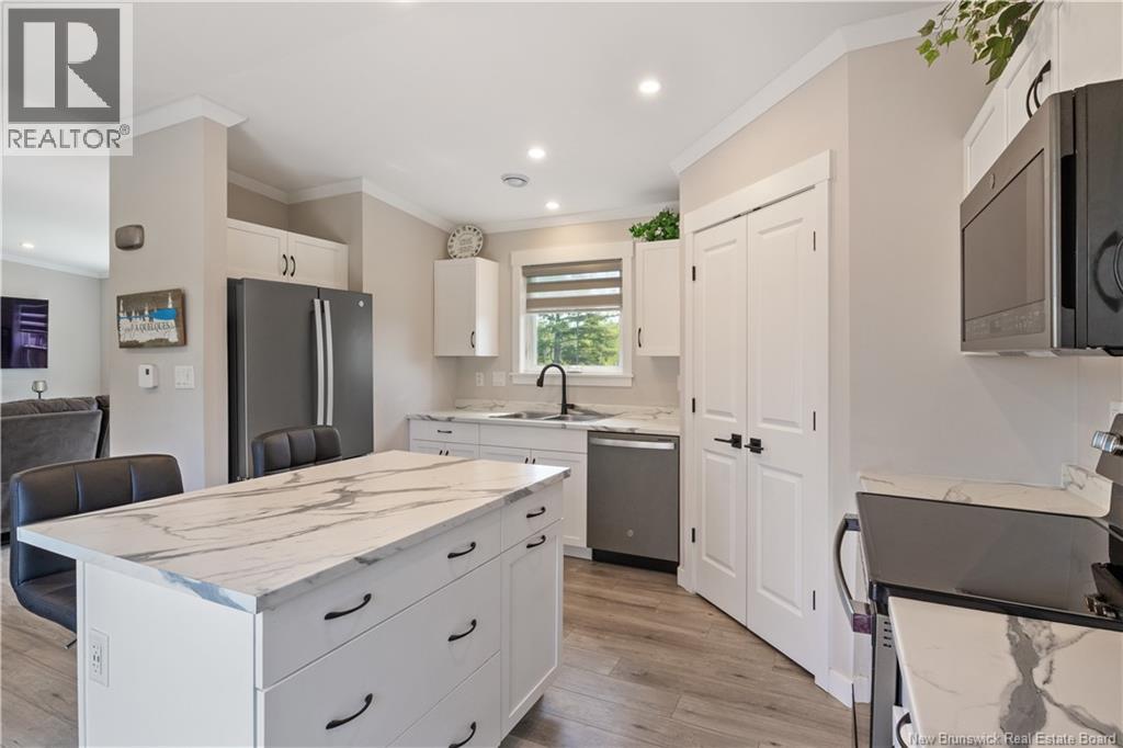 900 Saint-Charles Nord - 12