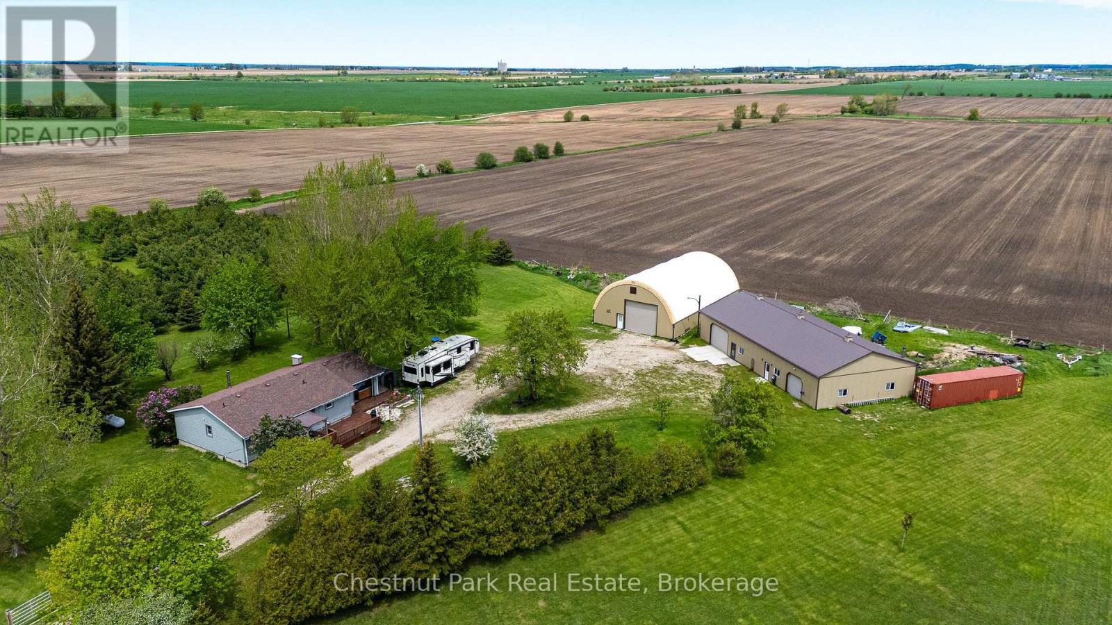 3932 BRUCE ROAD 6 - 2