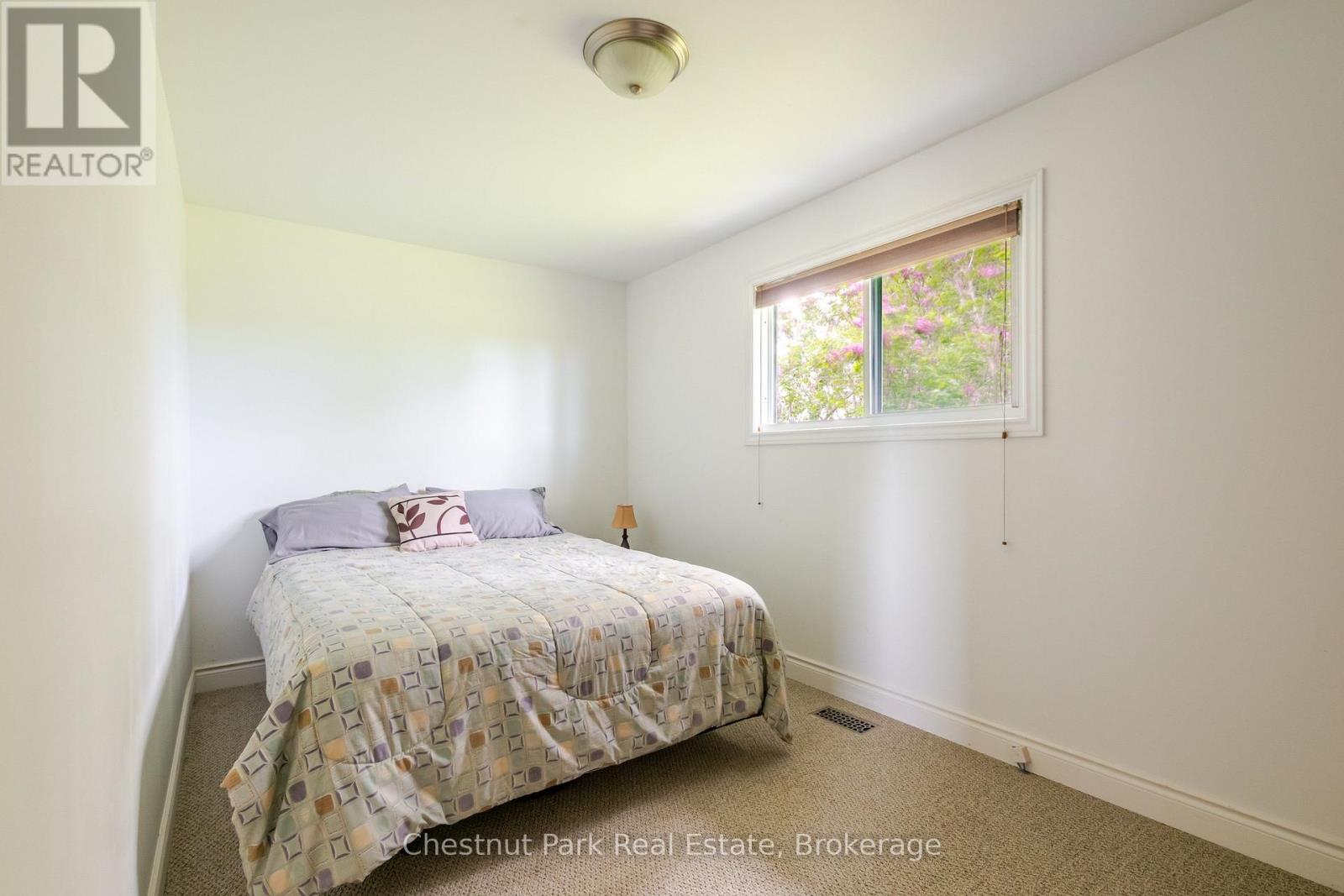 3932 BRUCE ROAD 6 - 20