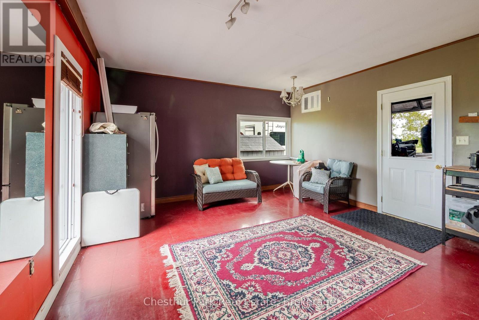 3932 BRUCE ROAD 6 - 30