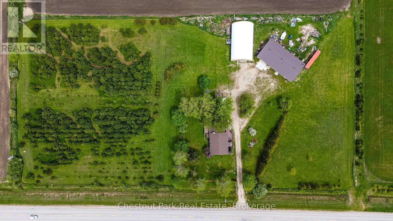 3932 BRUCE ROAD 6 - 39