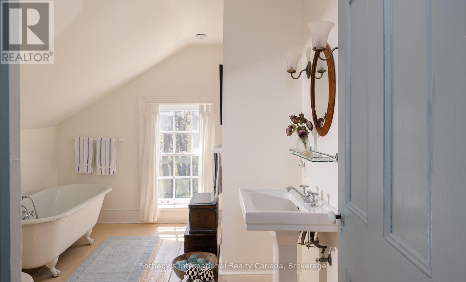 47014 OLD MAIL ROAD - 23
