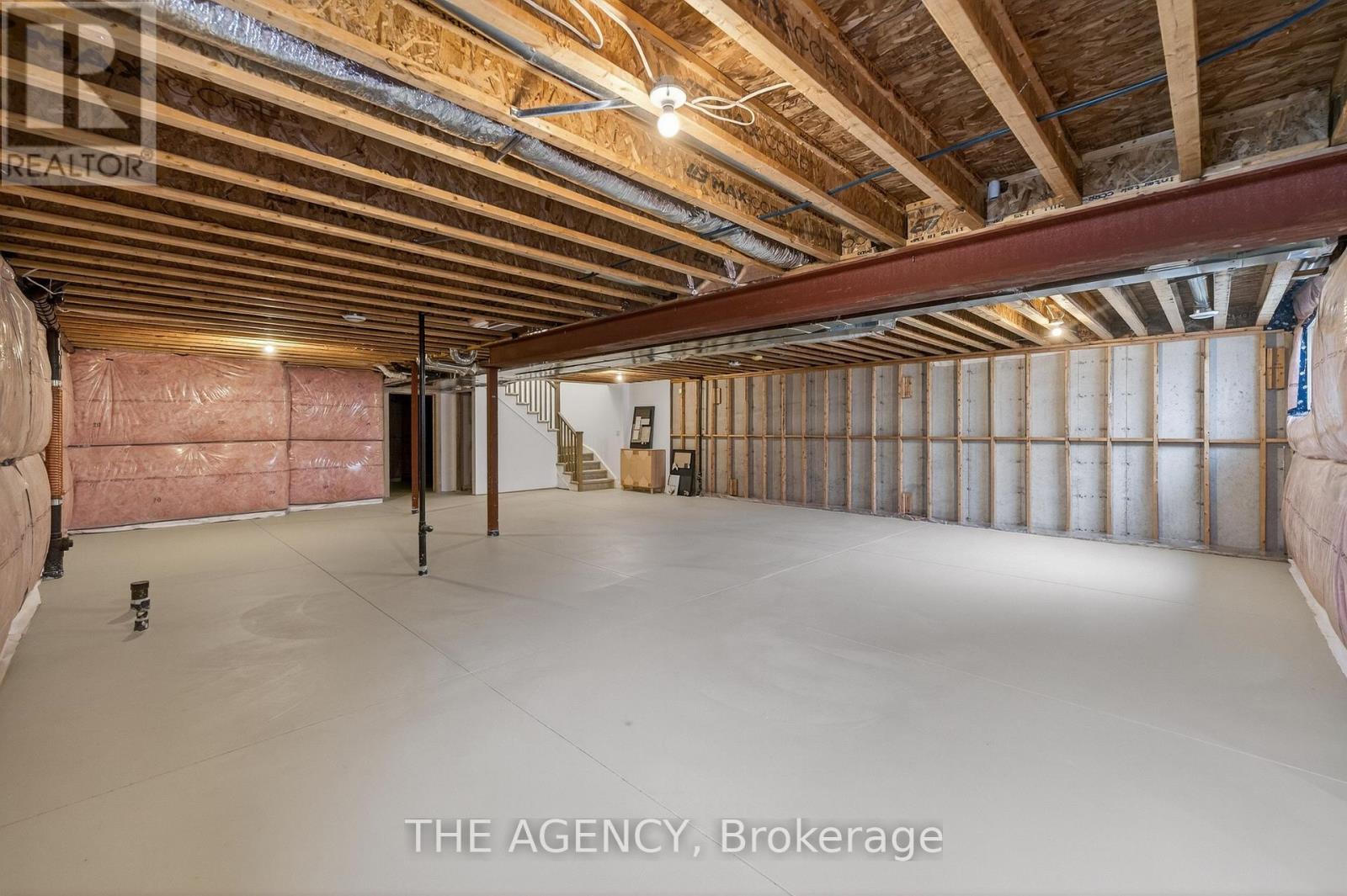 #70F 574 SENECA DRIVE - 33