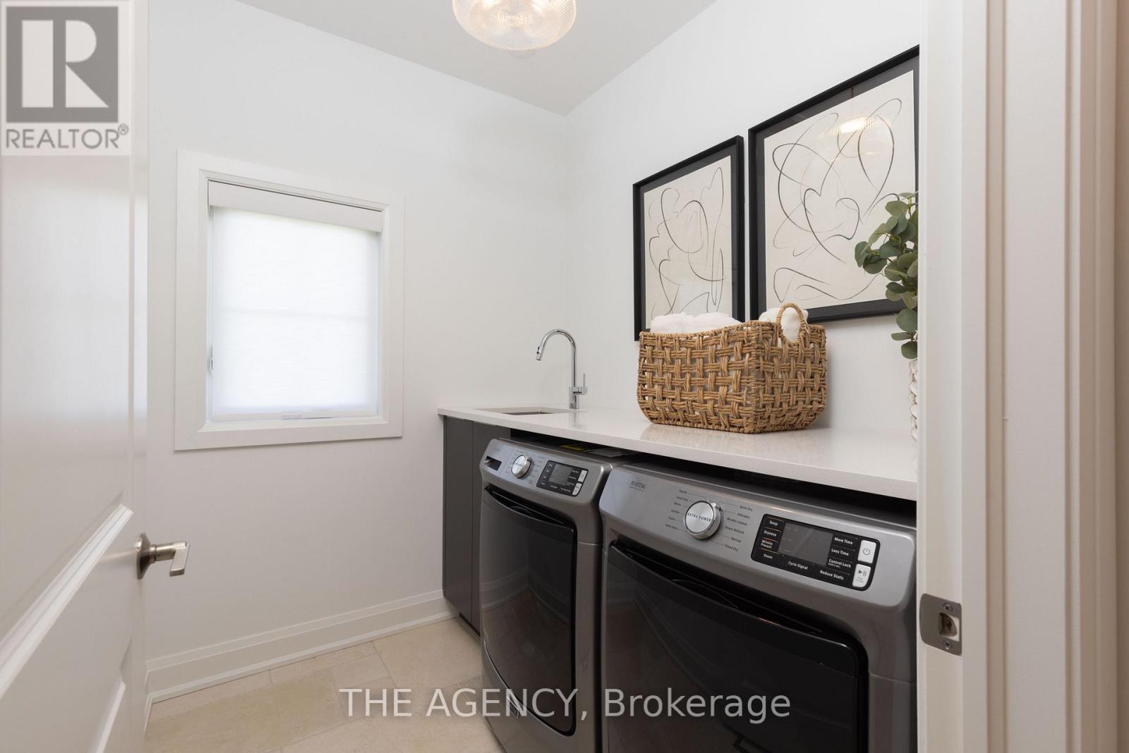 #70F 574 SENECA DRIVE - 30