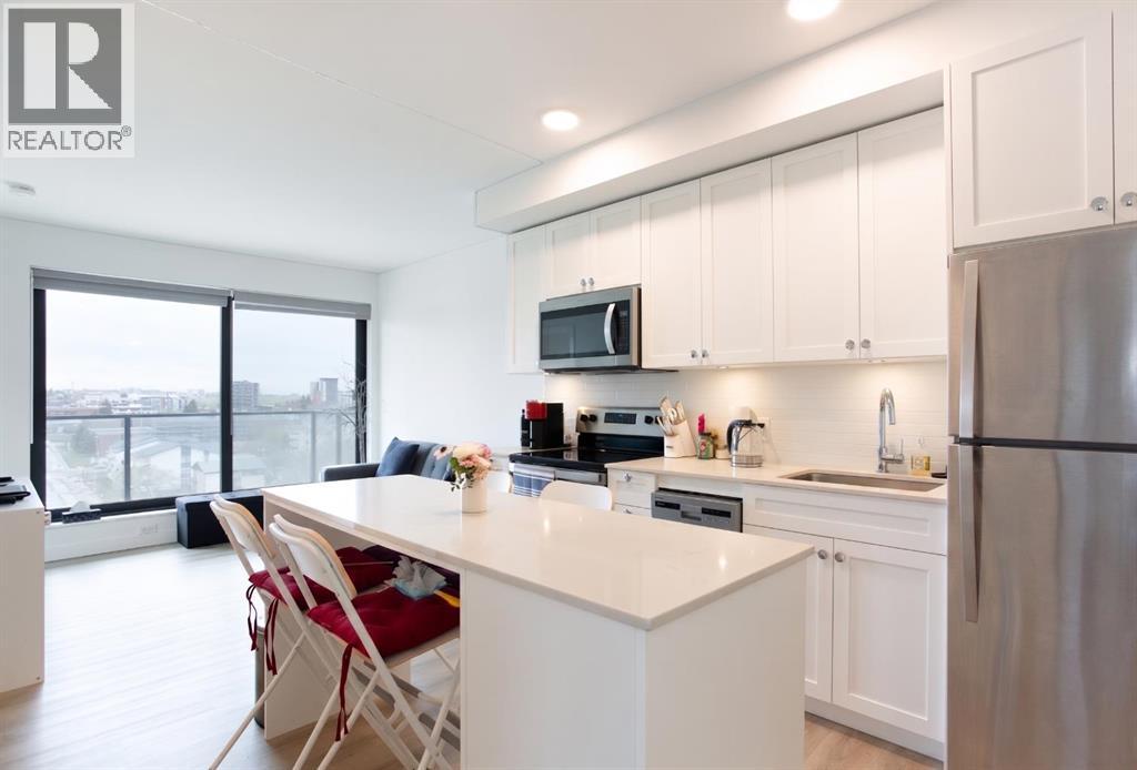 #902 123 4 Street NE - 7