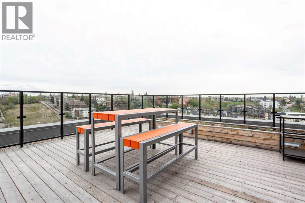 #902 123 4 Street NE - 24
