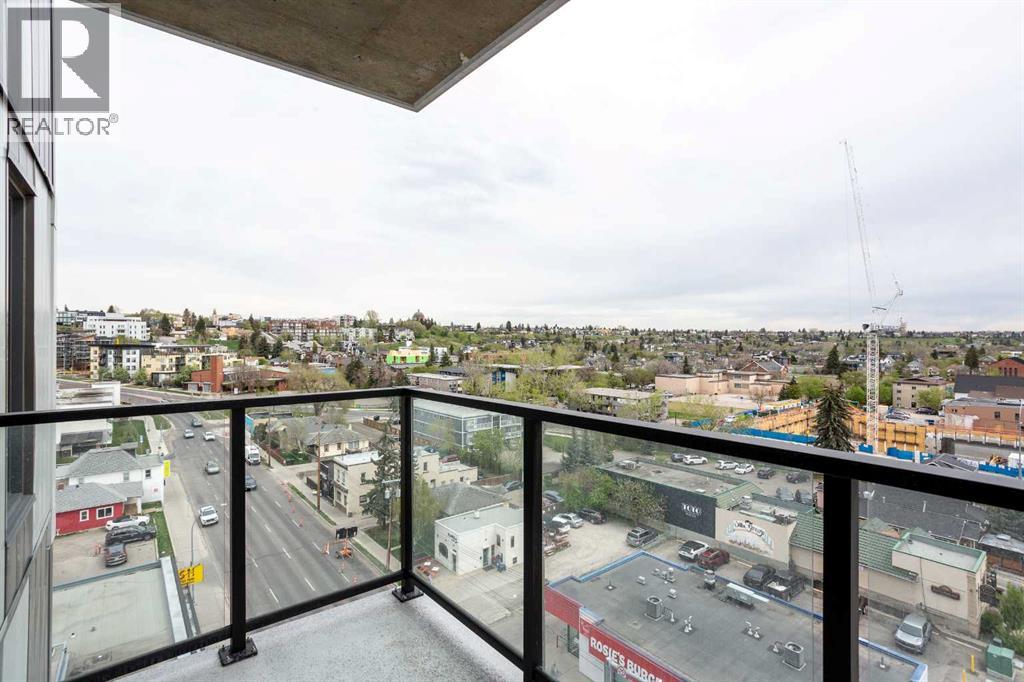 #902 123 4 Street NE - Image 2