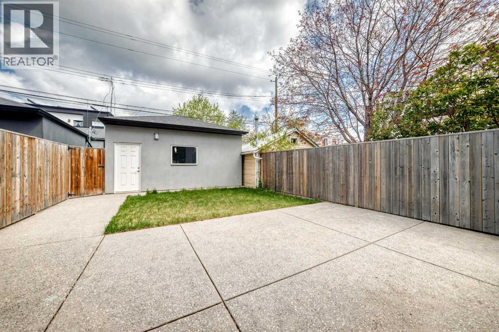 1518 19 Avenue NW - 28