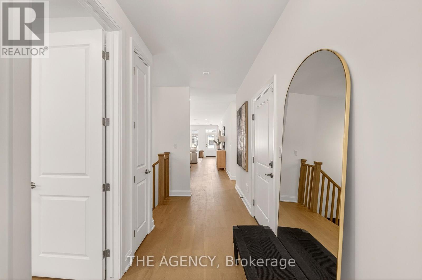#70F 574 SENECA DRIVE - 22