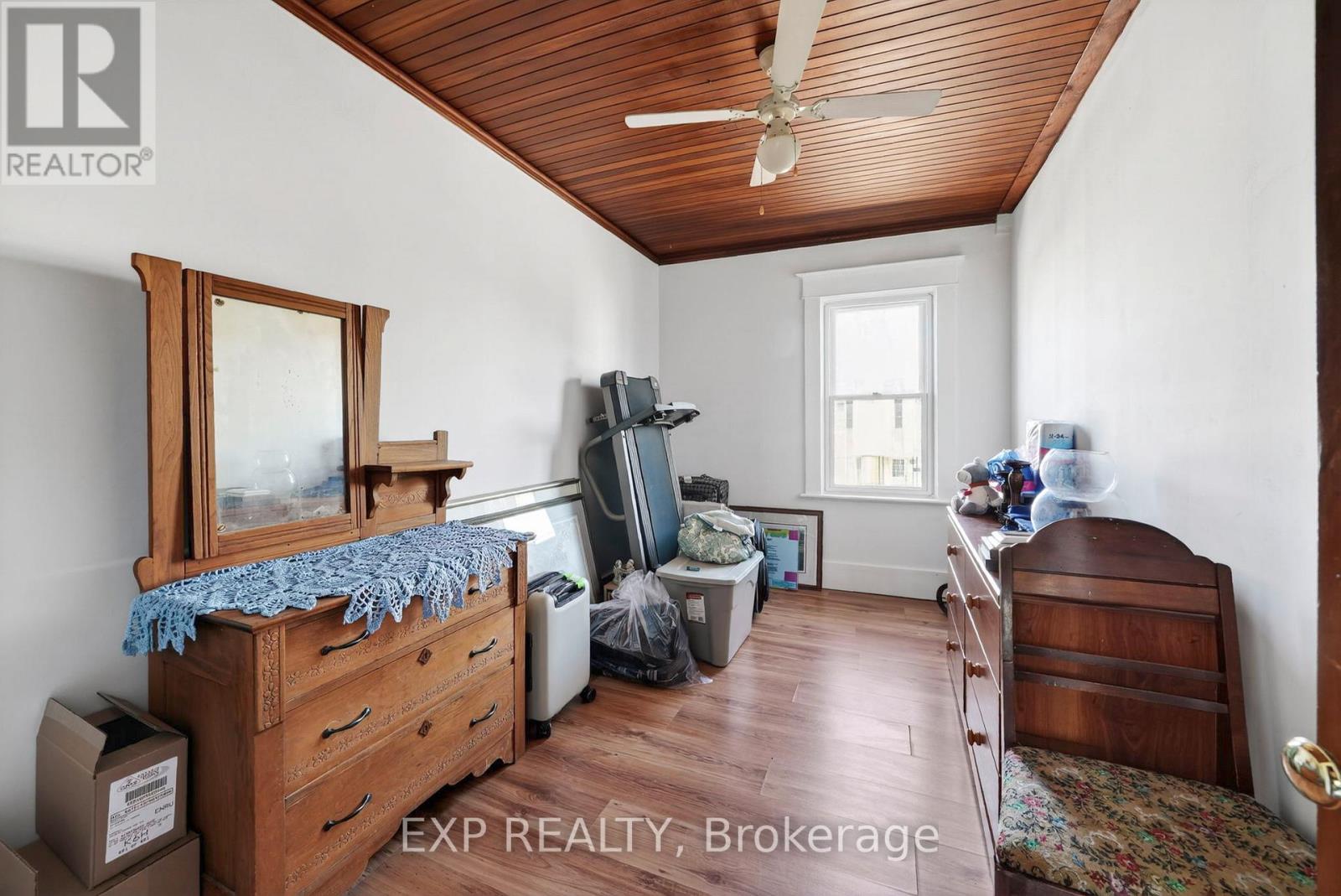 9-11 MILLVILLE AVENUE - 18