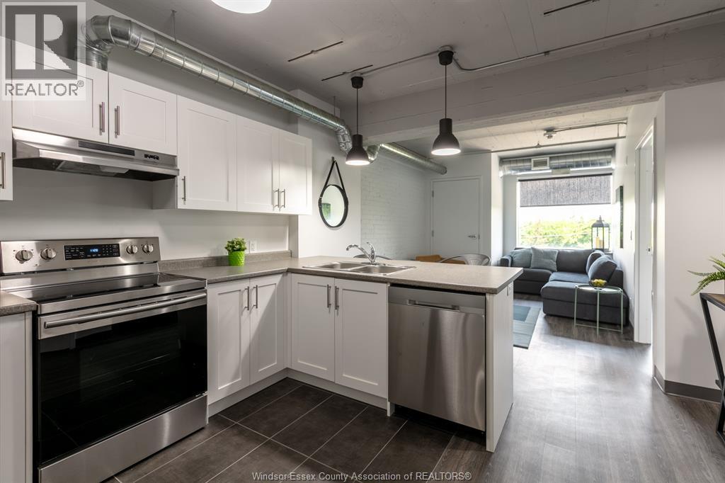 2109 OTTAWA STREET Unit# 404, Windsor, Ontario, N8Y1R8 — Photo 19