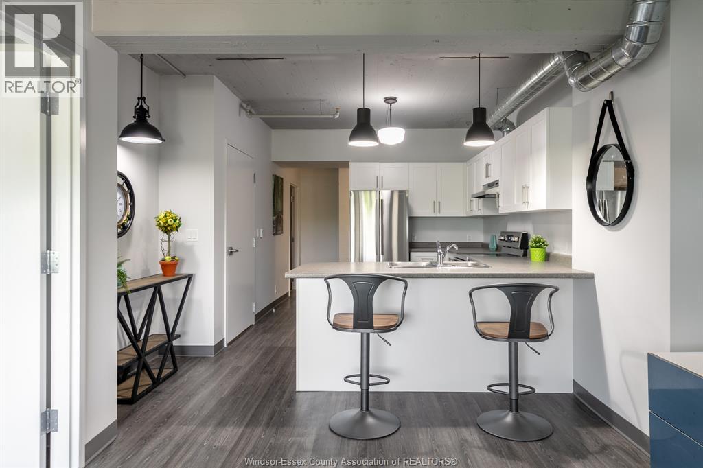 2109 OTTAWA STREET Unit# 404, Windsor, Ontario, N8Y1R8 — Photo 4