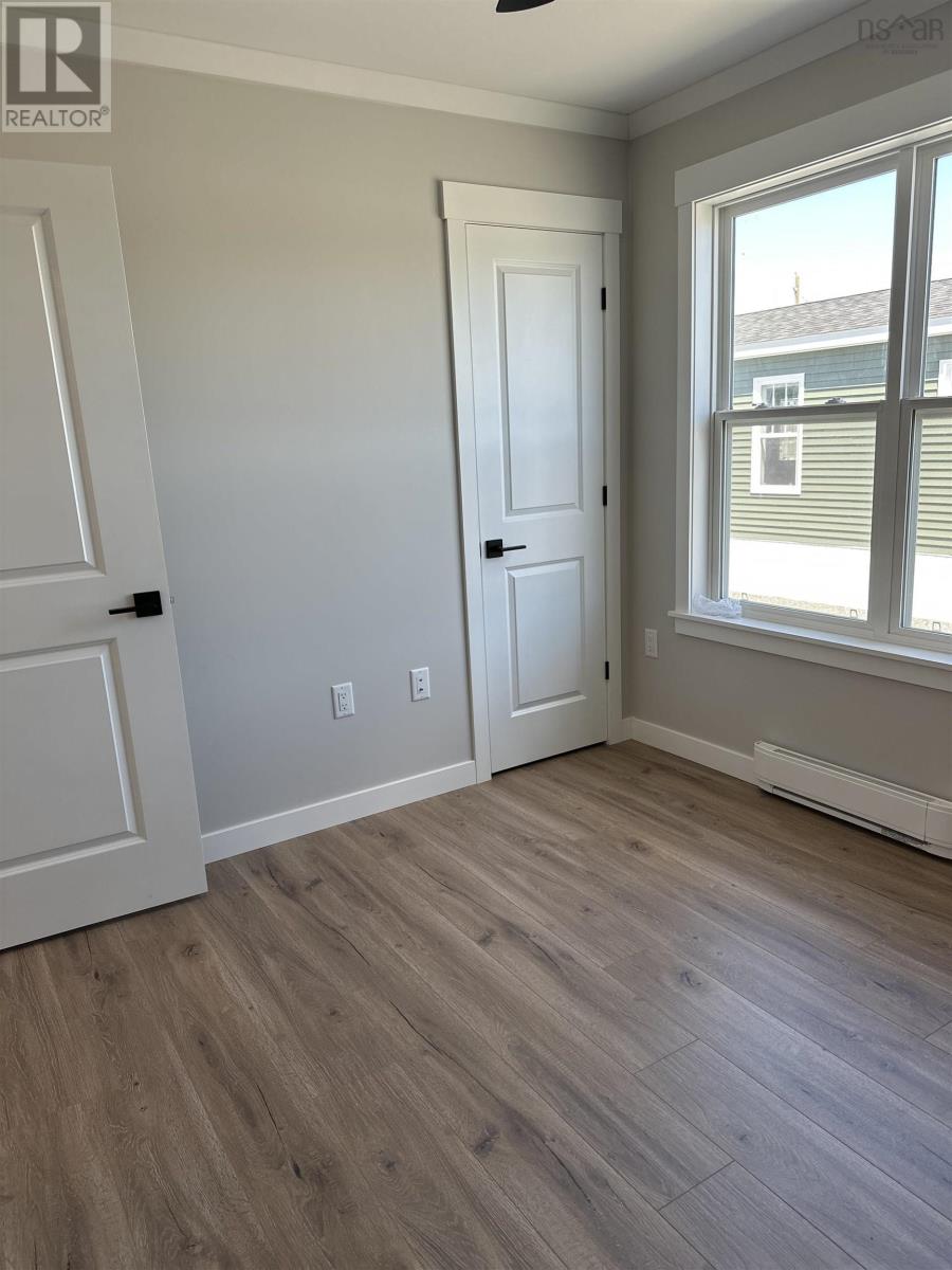 Property 7 of 10 of Lot 501 501 Ludlow Court