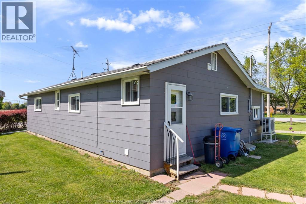 559 COUNTY RD 50 West - 21