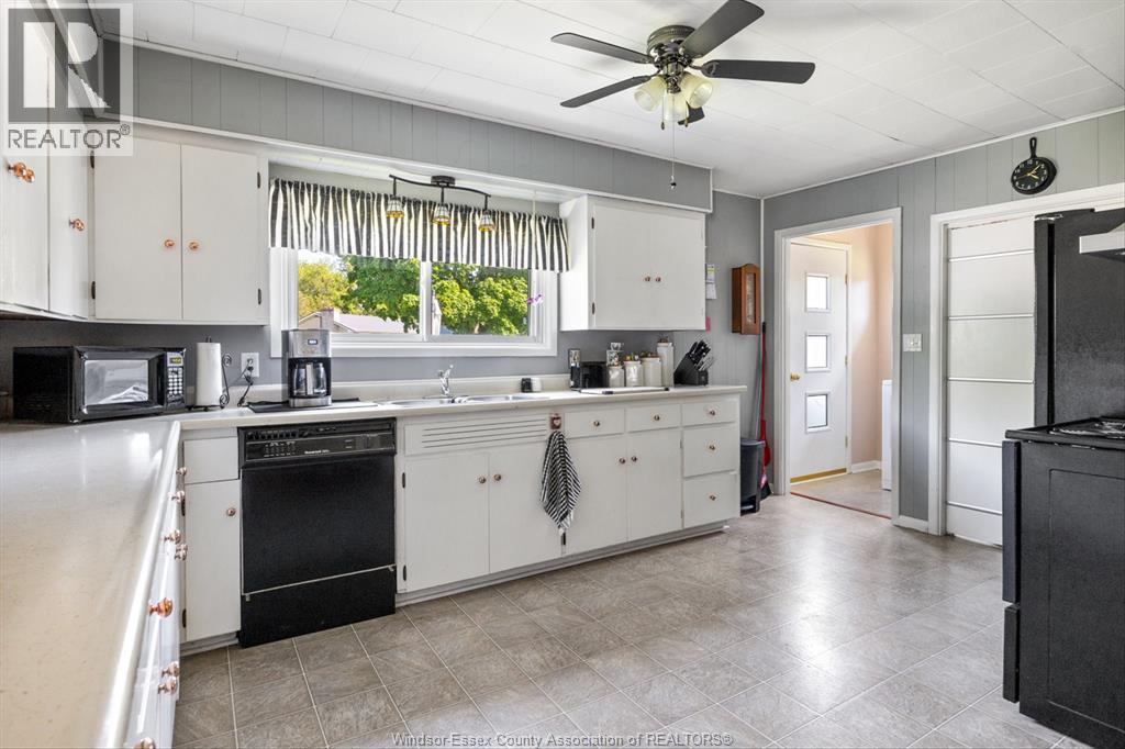 559 COUNTY RD 50 West - 9