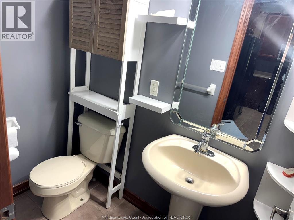 912 MONMOUTH, Windsor, Ontario, N8Y3L7 — Photo 4