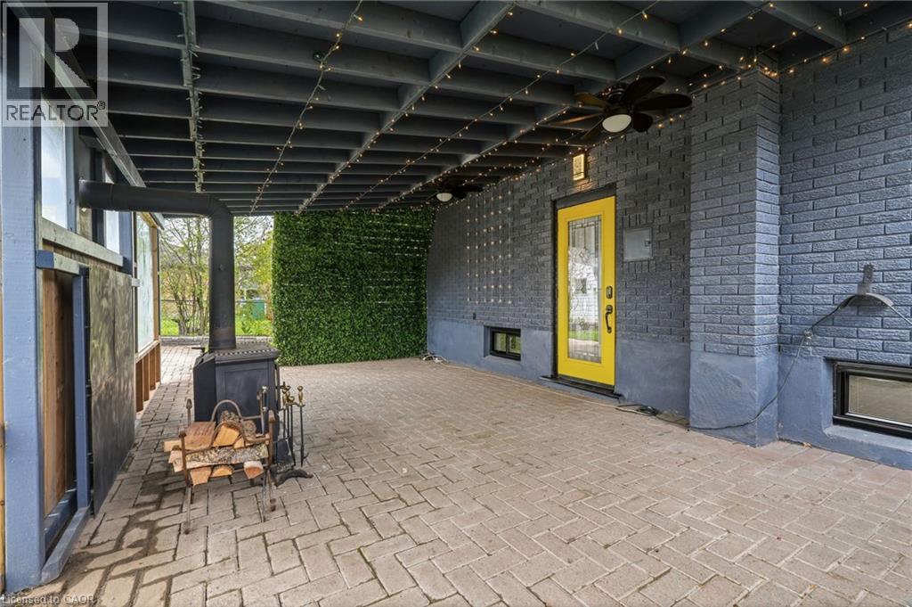 25 BRIARSDALE Drive - 35