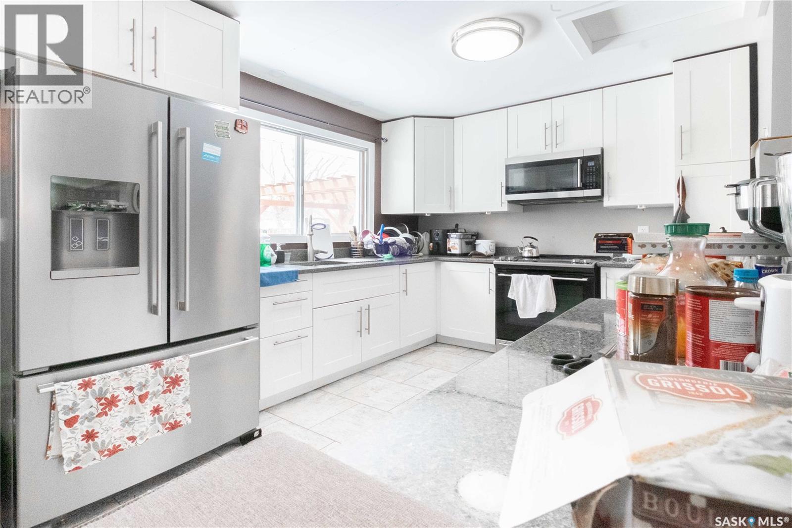 92 Bell STREET - 6