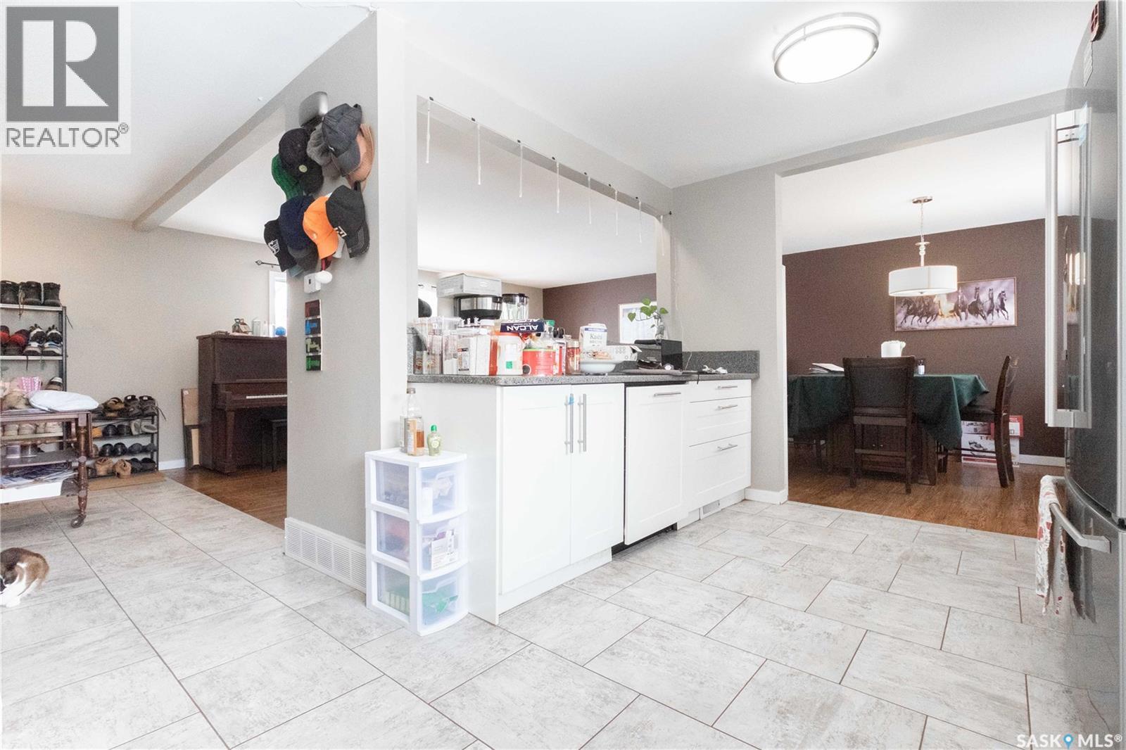 92 Bell STREET - 7