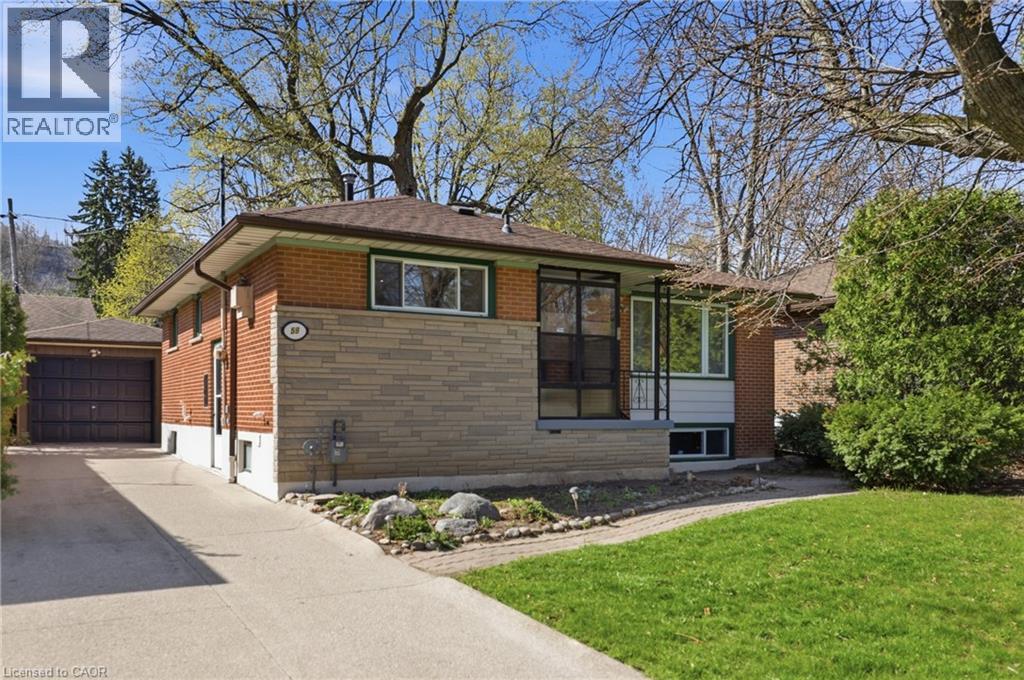 59 PURVIS Drive, Hamilton, Ontario, L8S2S5 — Photo 2