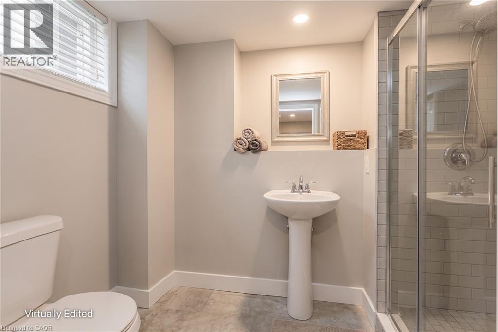 643 ARTREVA Crescent, Burlington, Ontario, L7L2B8 — Photo 19