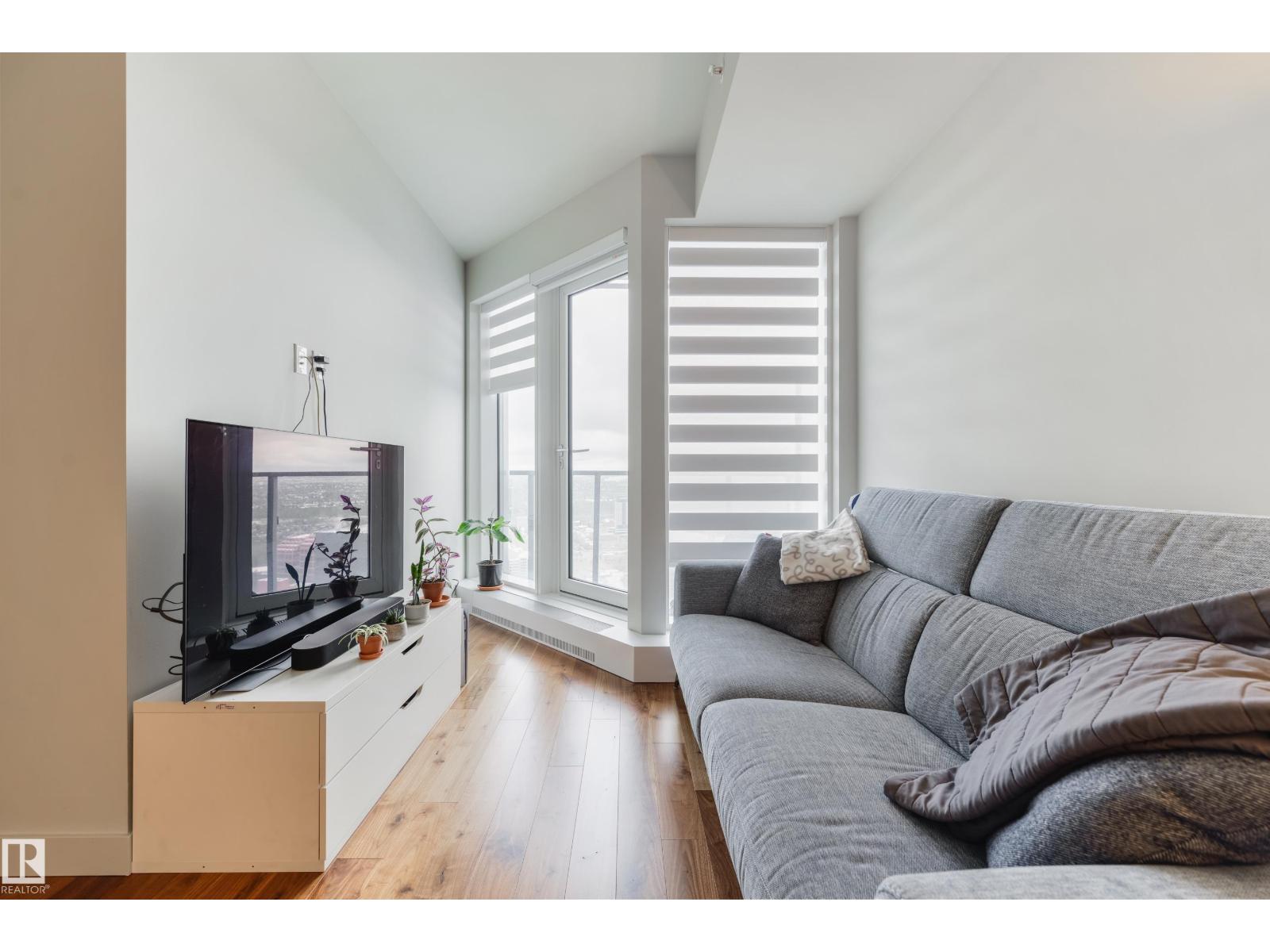#4103 10360 102 ST NW - 12