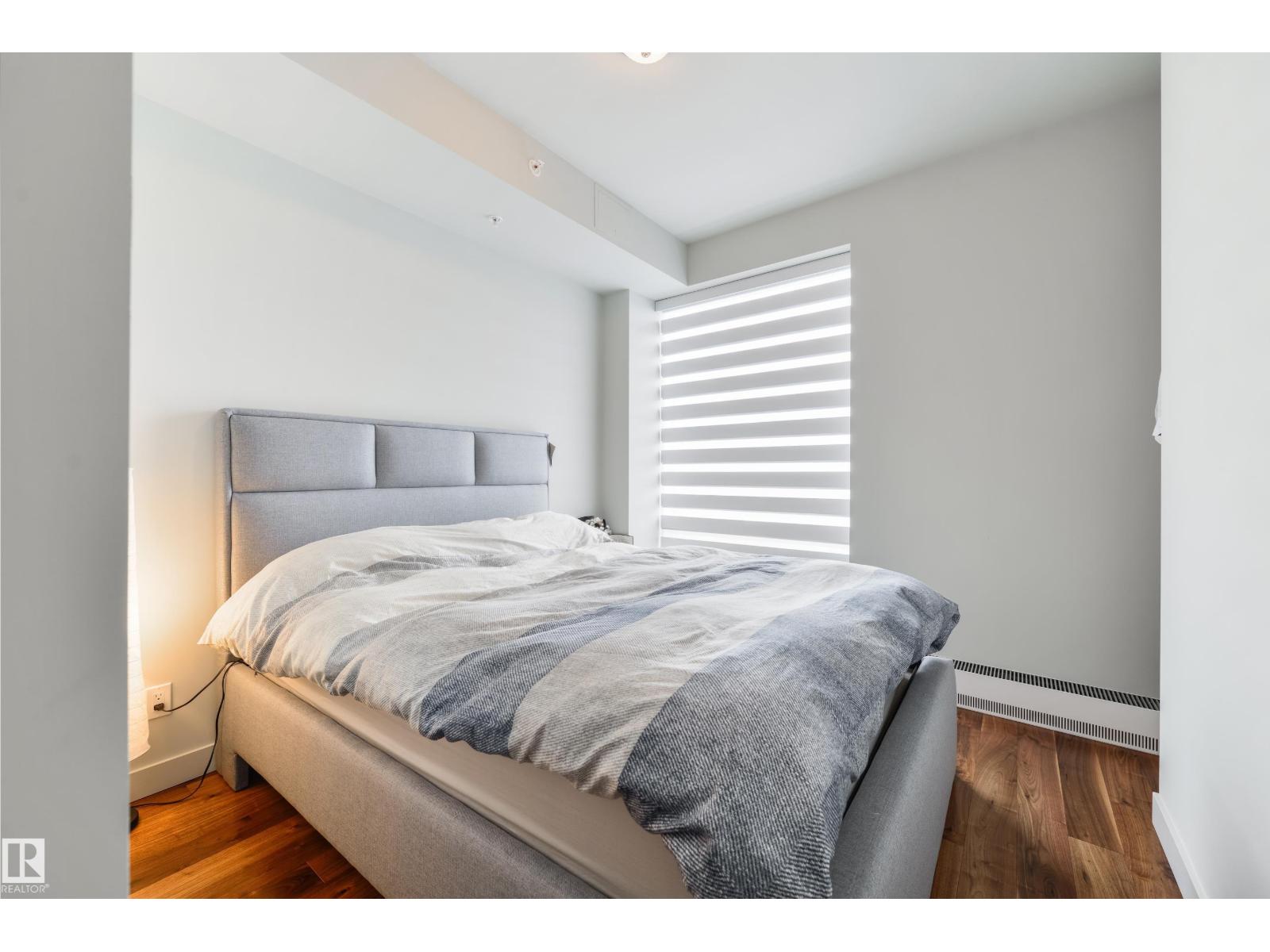 #4103 10360 102 ST NW - 15