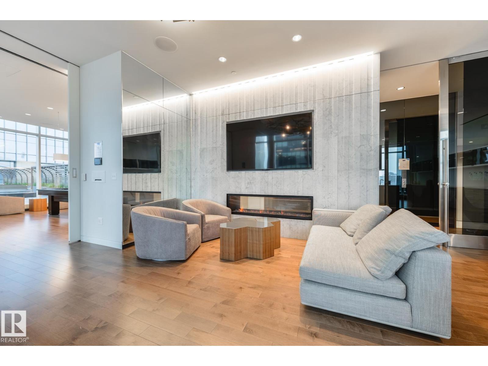 #4103 10360 102 ST NW - 30