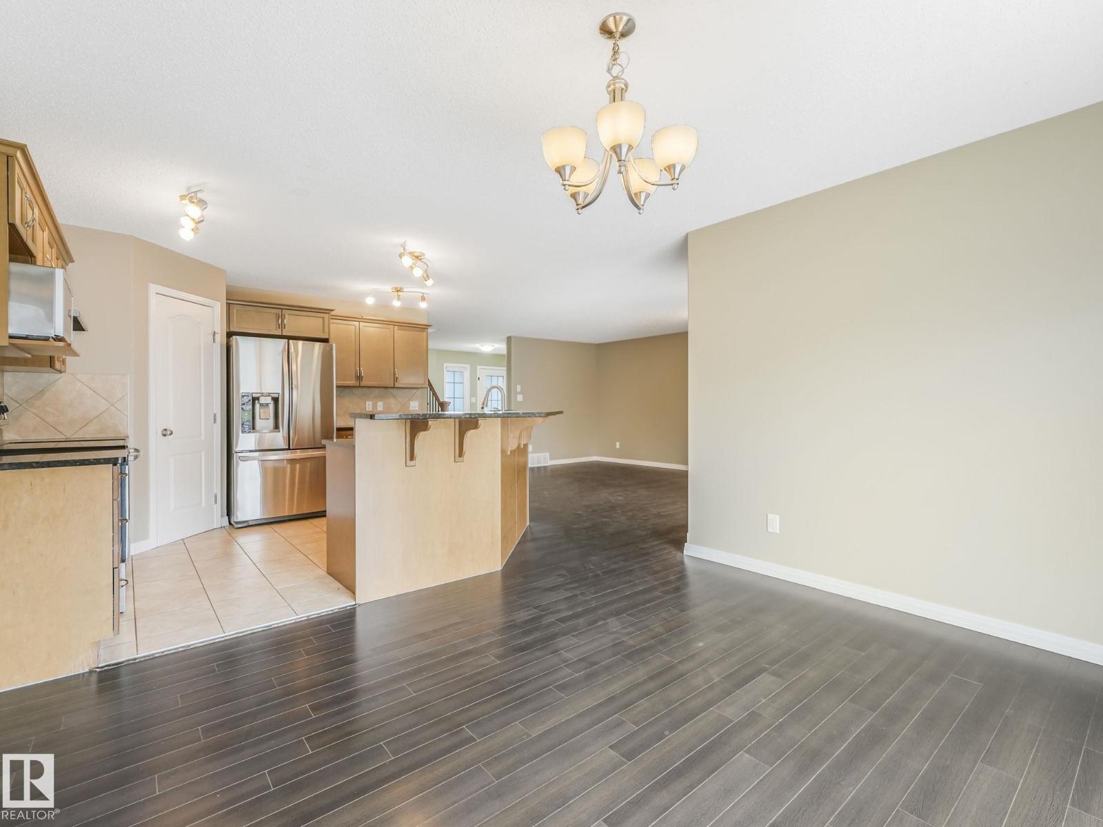 7912 172 AV NW - 18