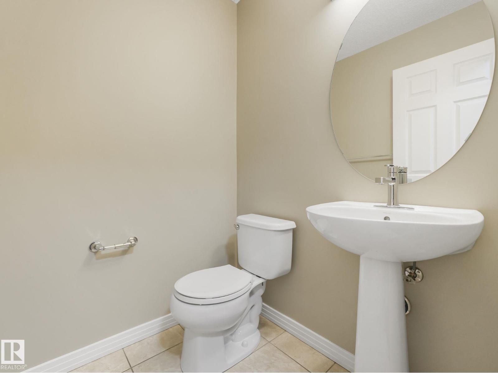 7912 172 AV NW - 24