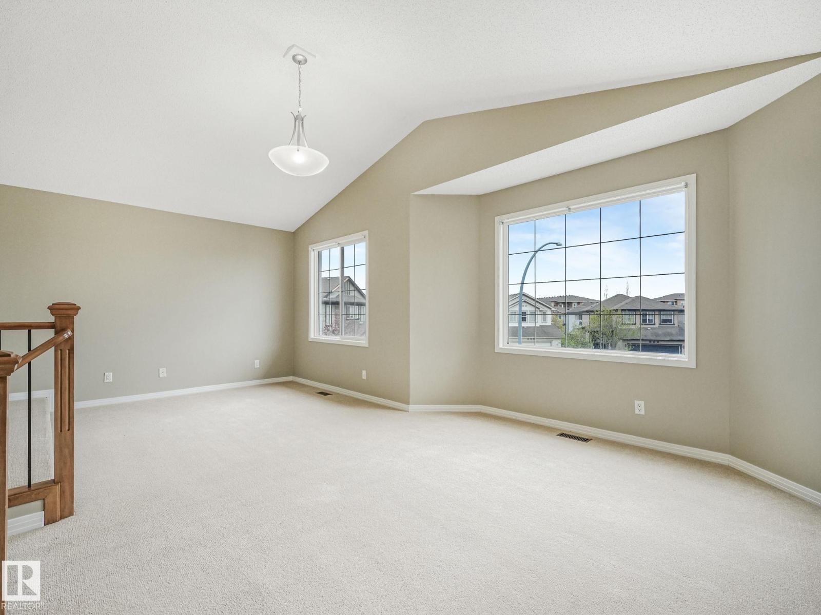 7912 172 AV NW - 26