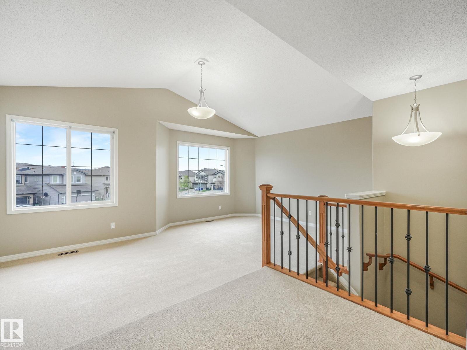 7912 172 AV NW - 29