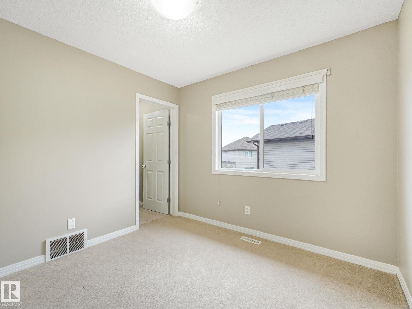 7912 172 AV NW - 36