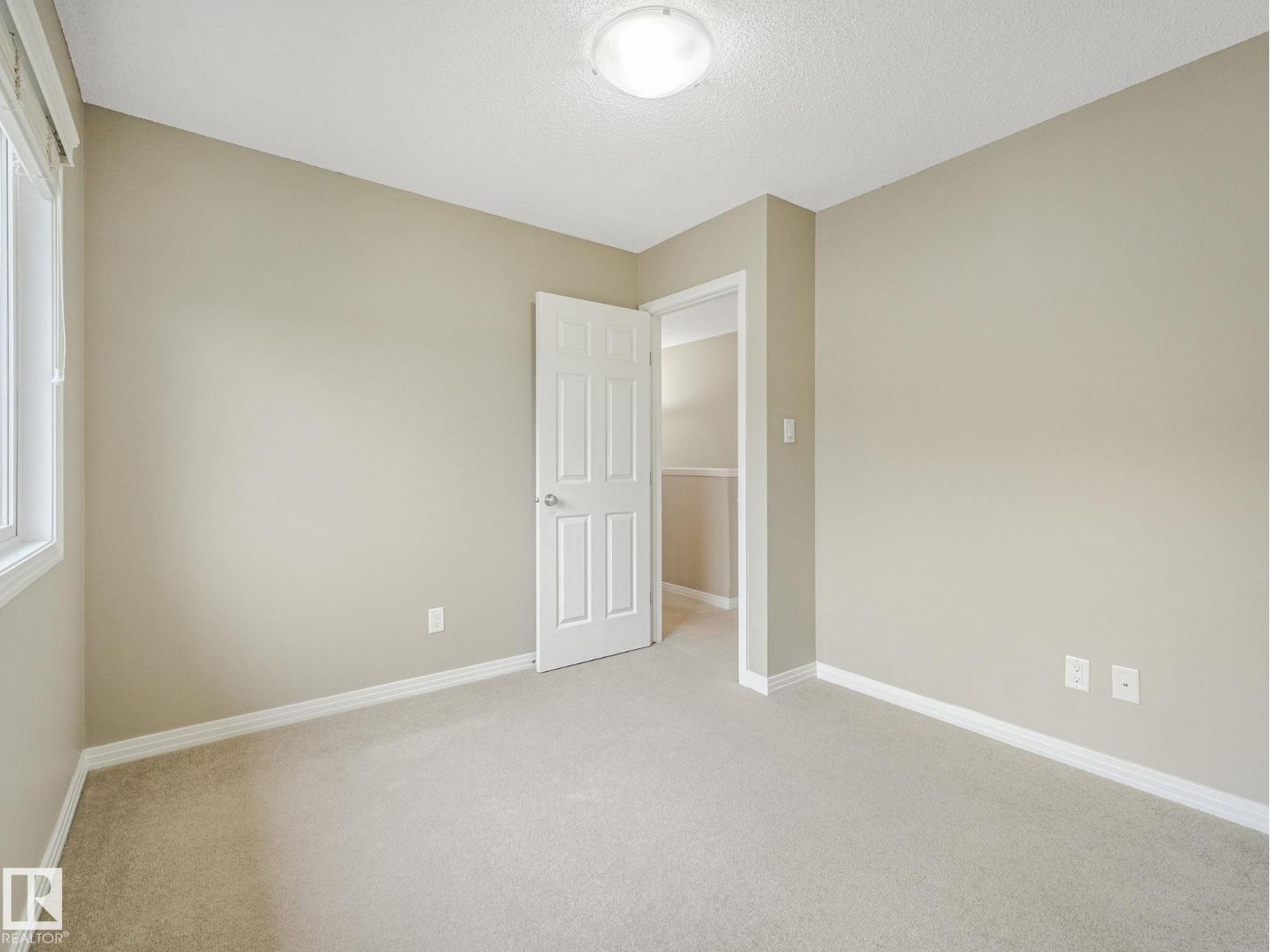 7912 172 AV NW - 37