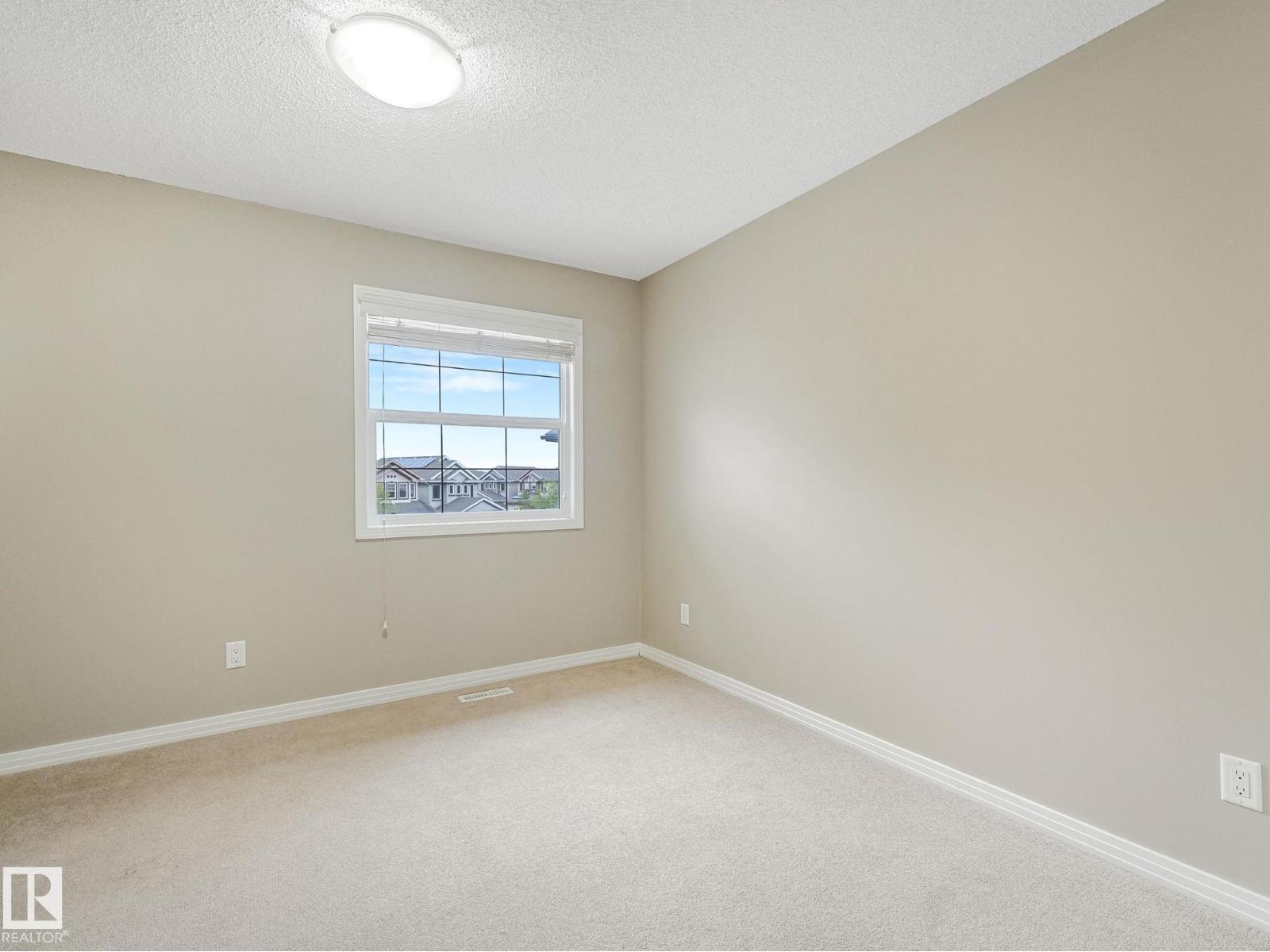 7912 172 AV NW - 40