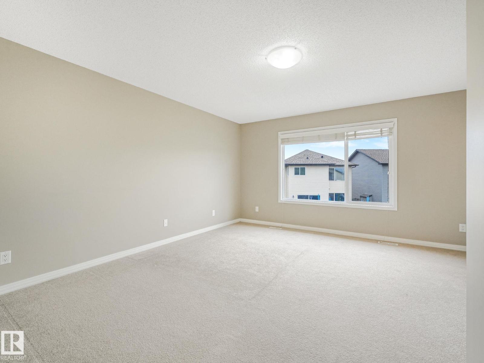 7912 172 AV NW - 44