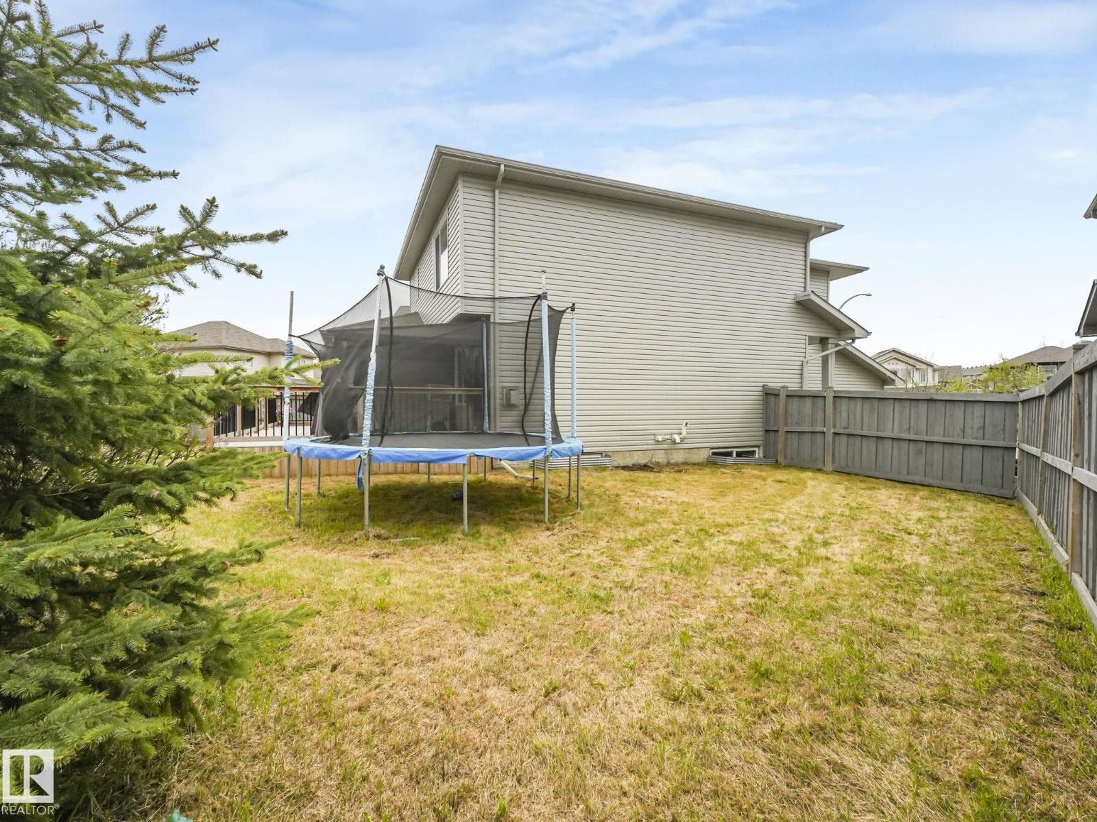 7912 172 AV NW - 62