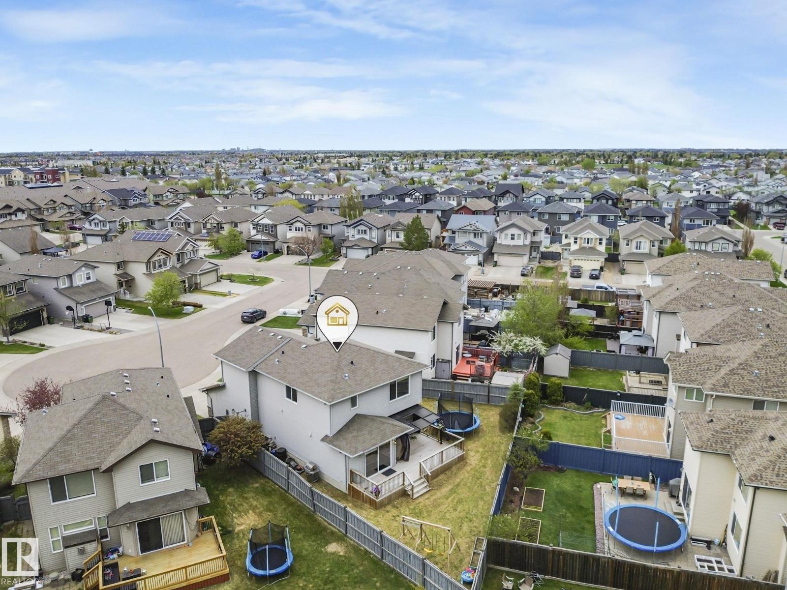 7912 172 AV NW - 67