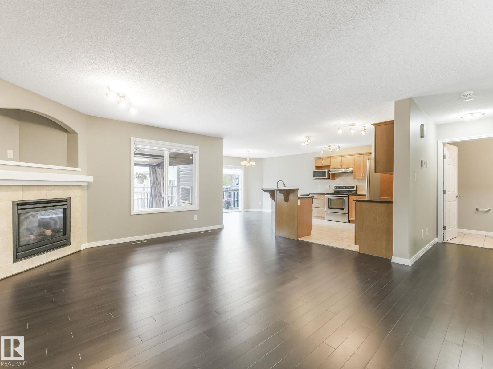 7912 172 AV NW - 8