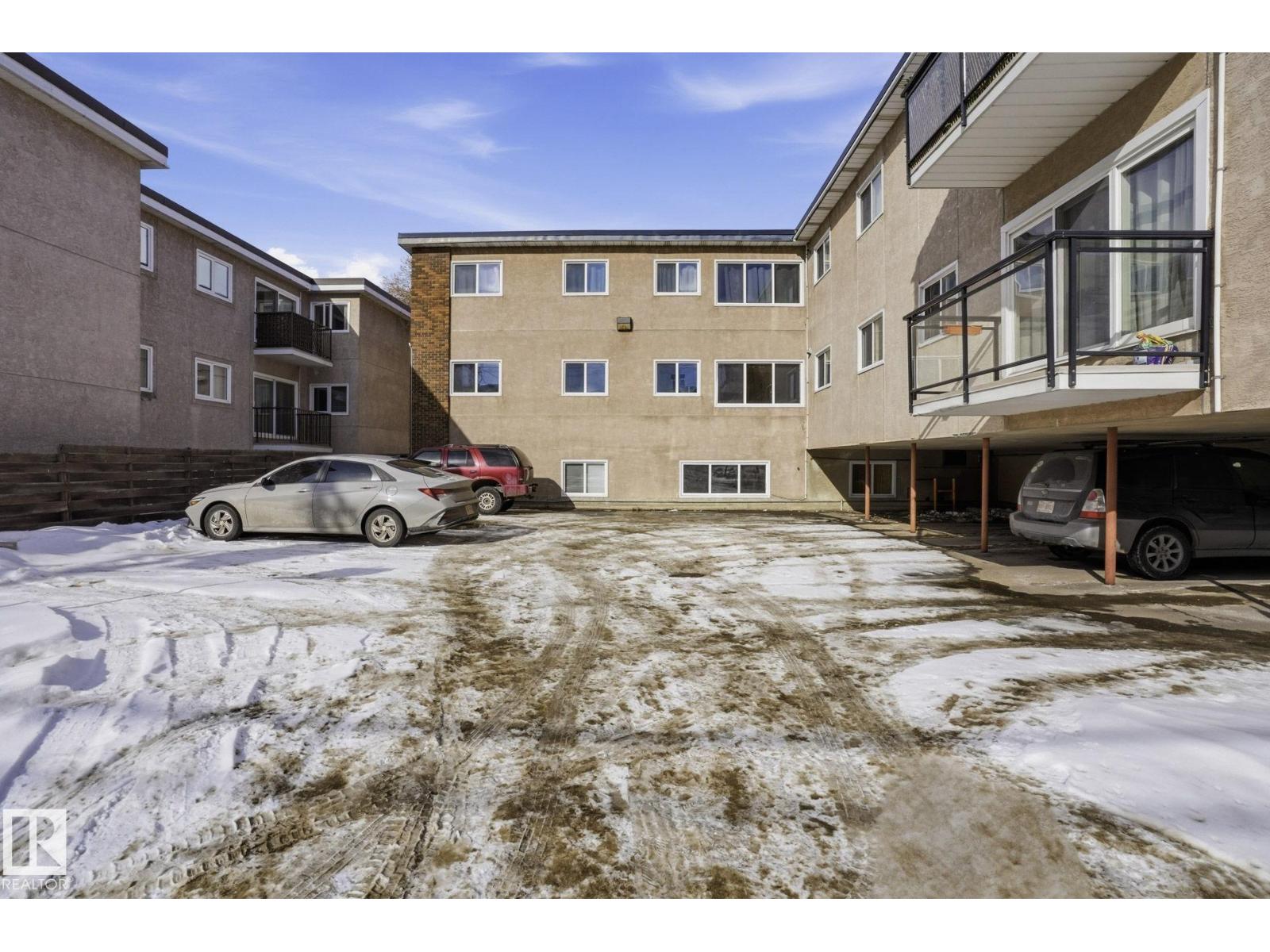 #202 10555 83 AV NW - 16