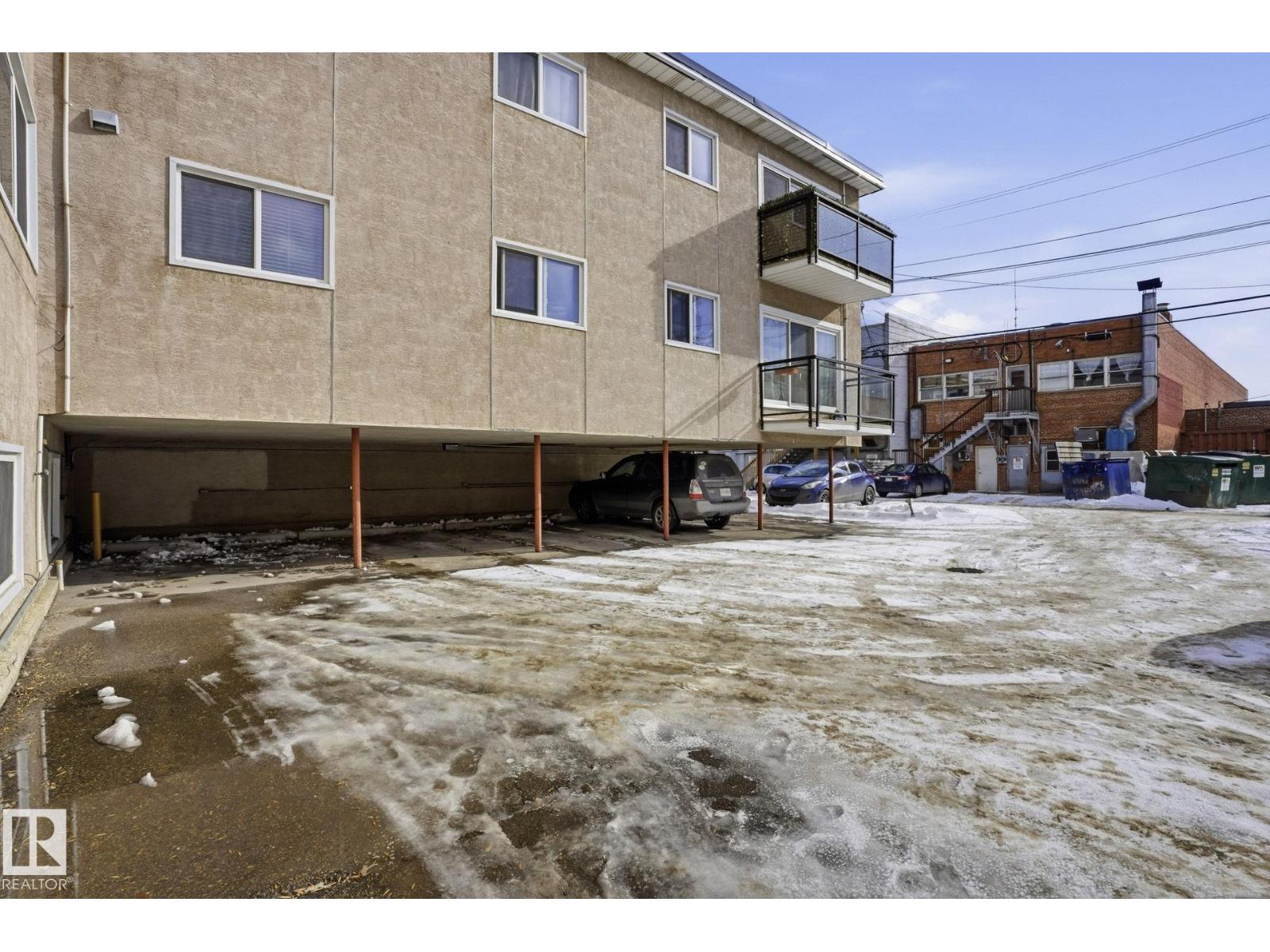 #202 10555 83 AV NW - 17