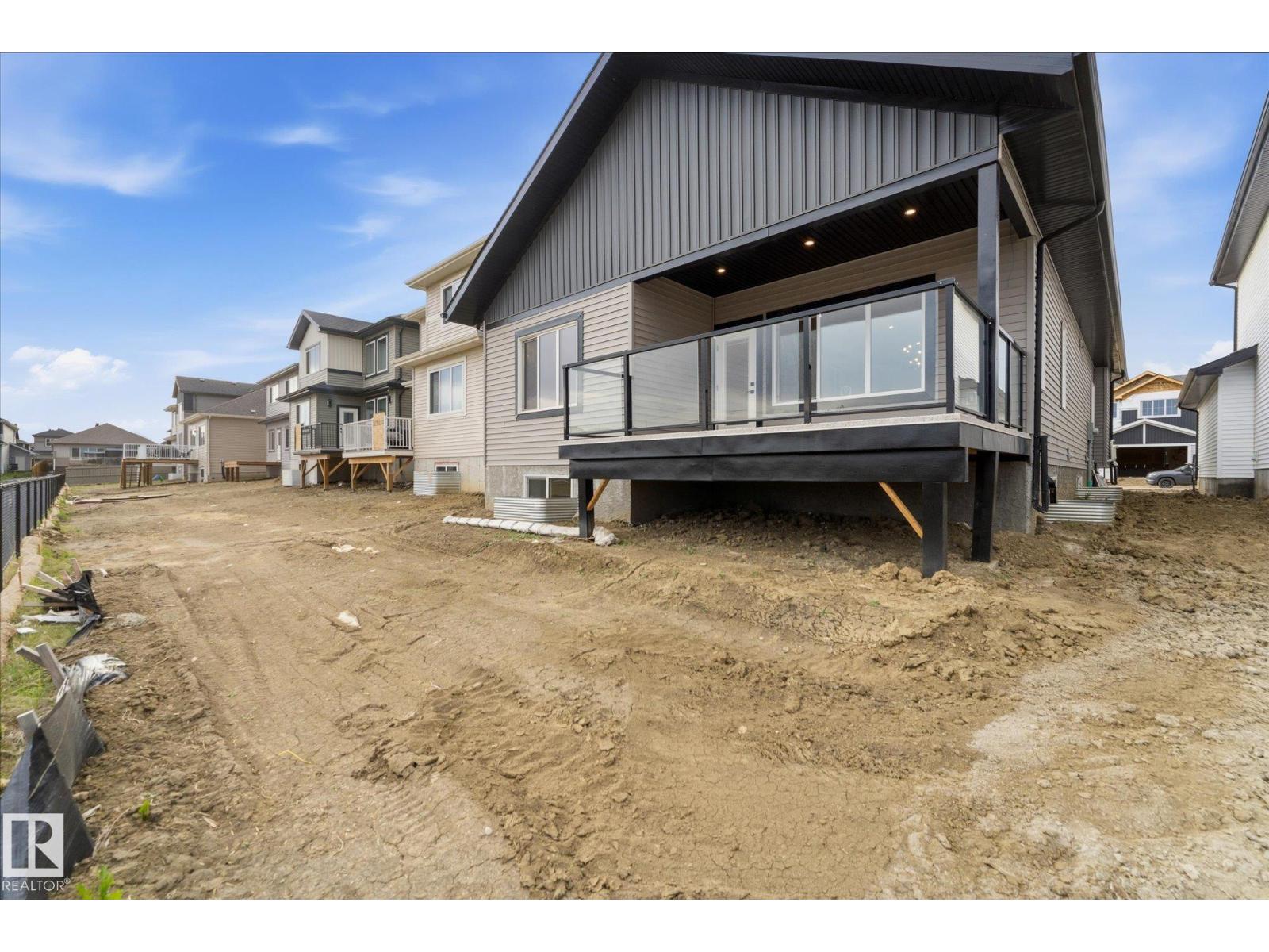 164 CALEDON CR - 66