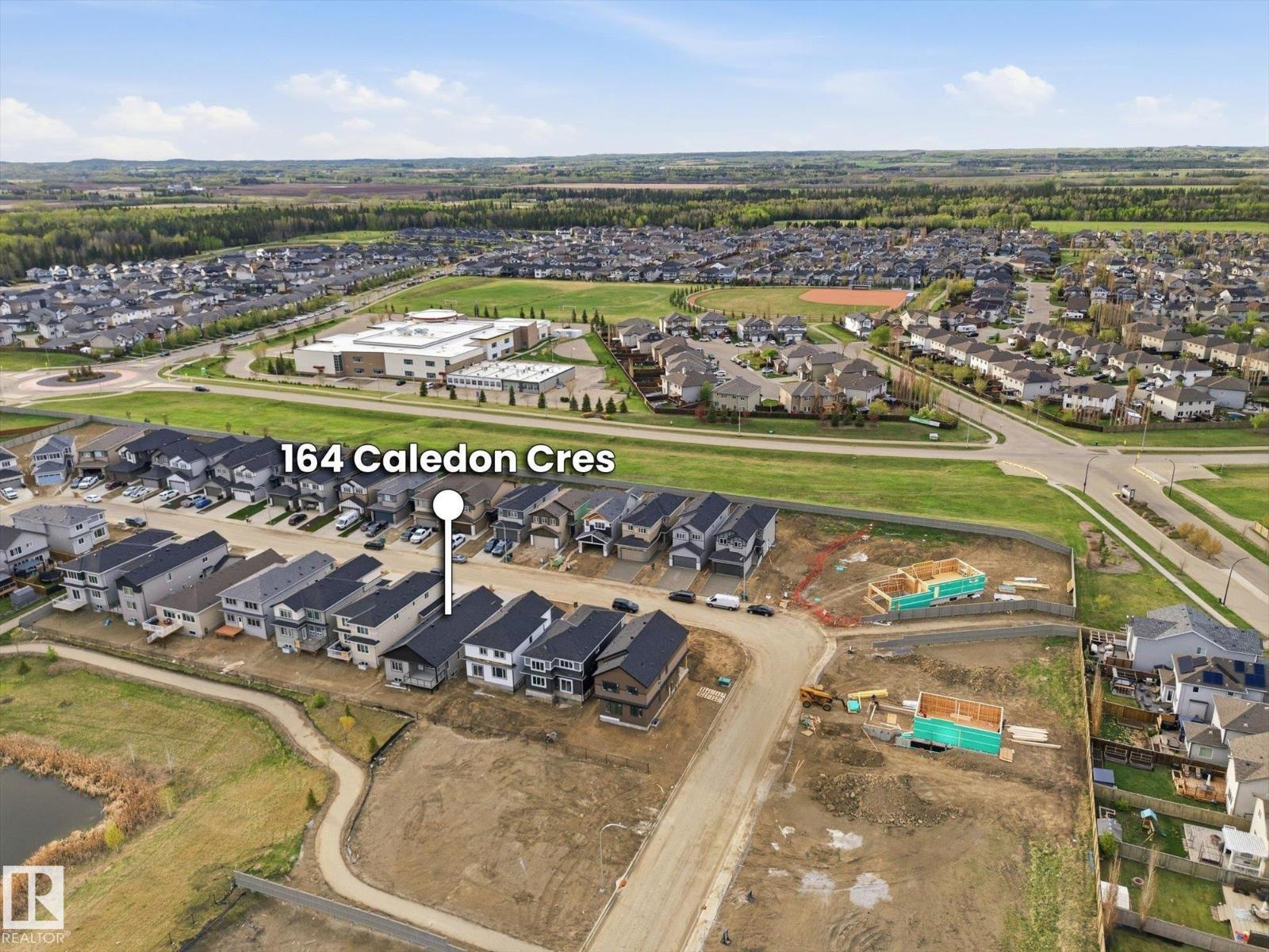 164 CALEDON CR - 73