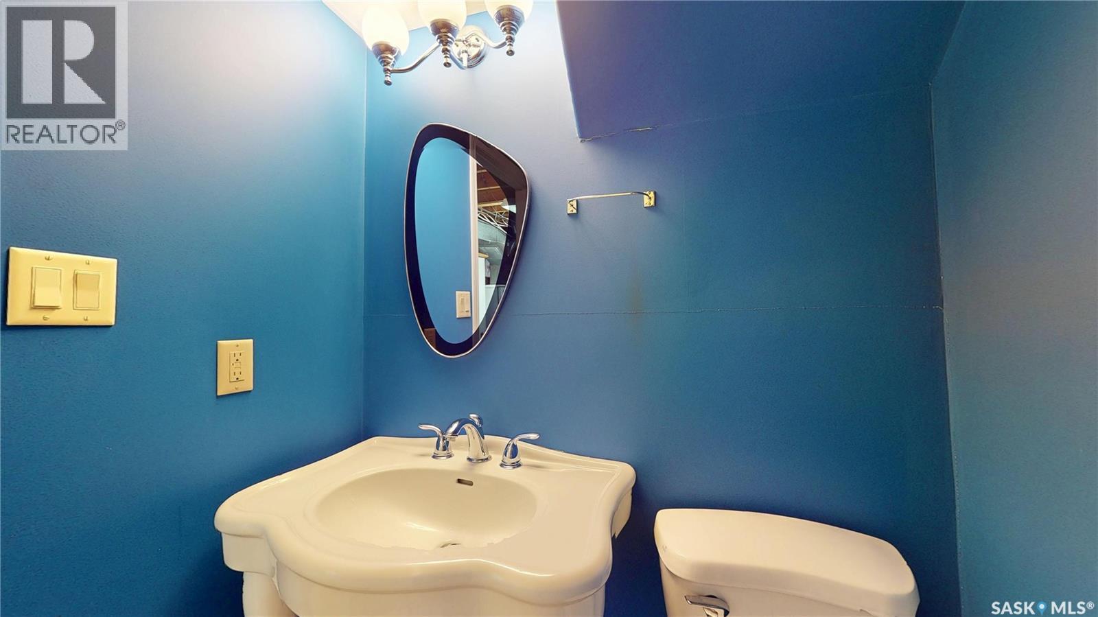 5445 4th AVENUE - 28