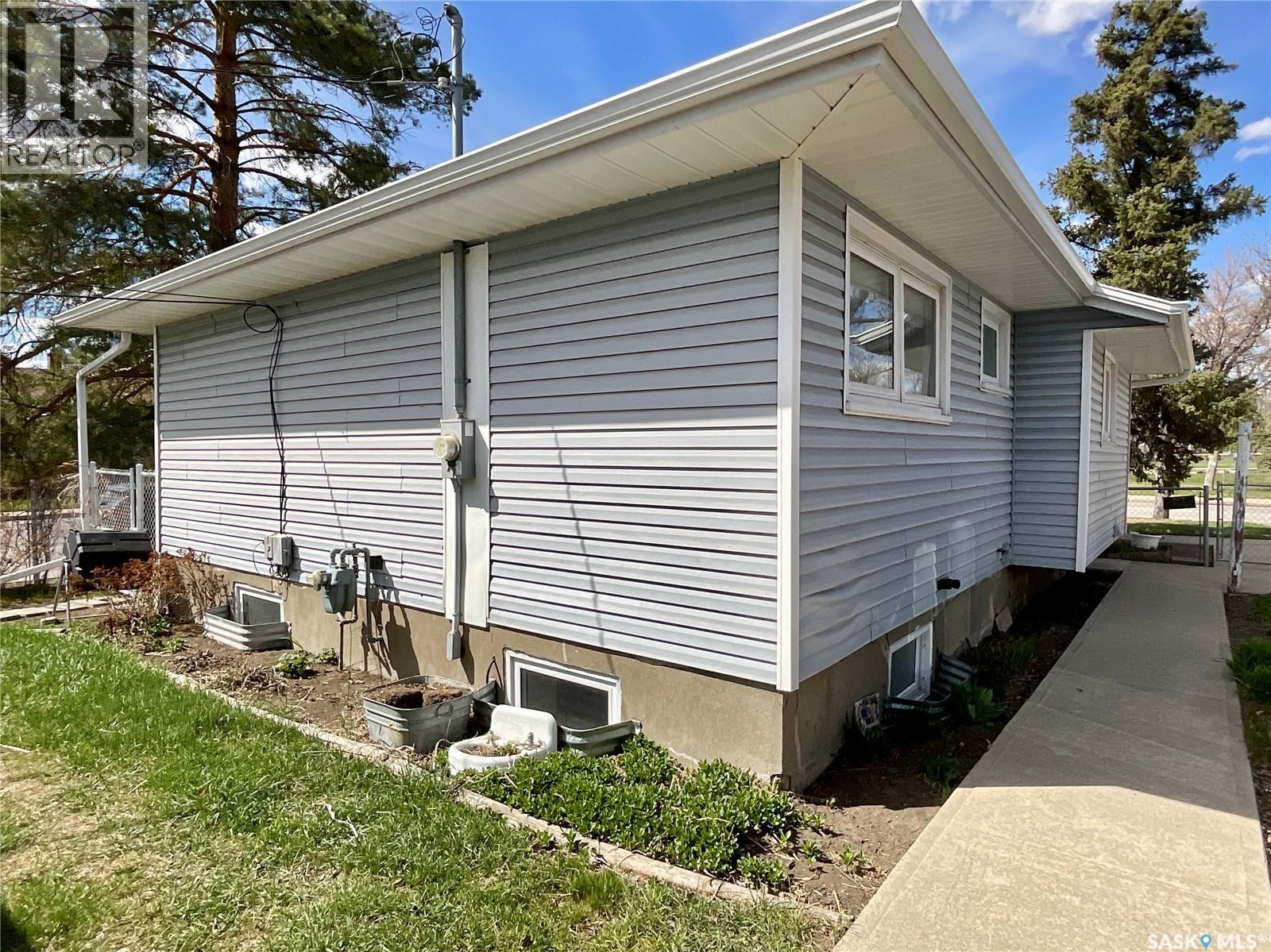 5445 4th AVENUE - 33