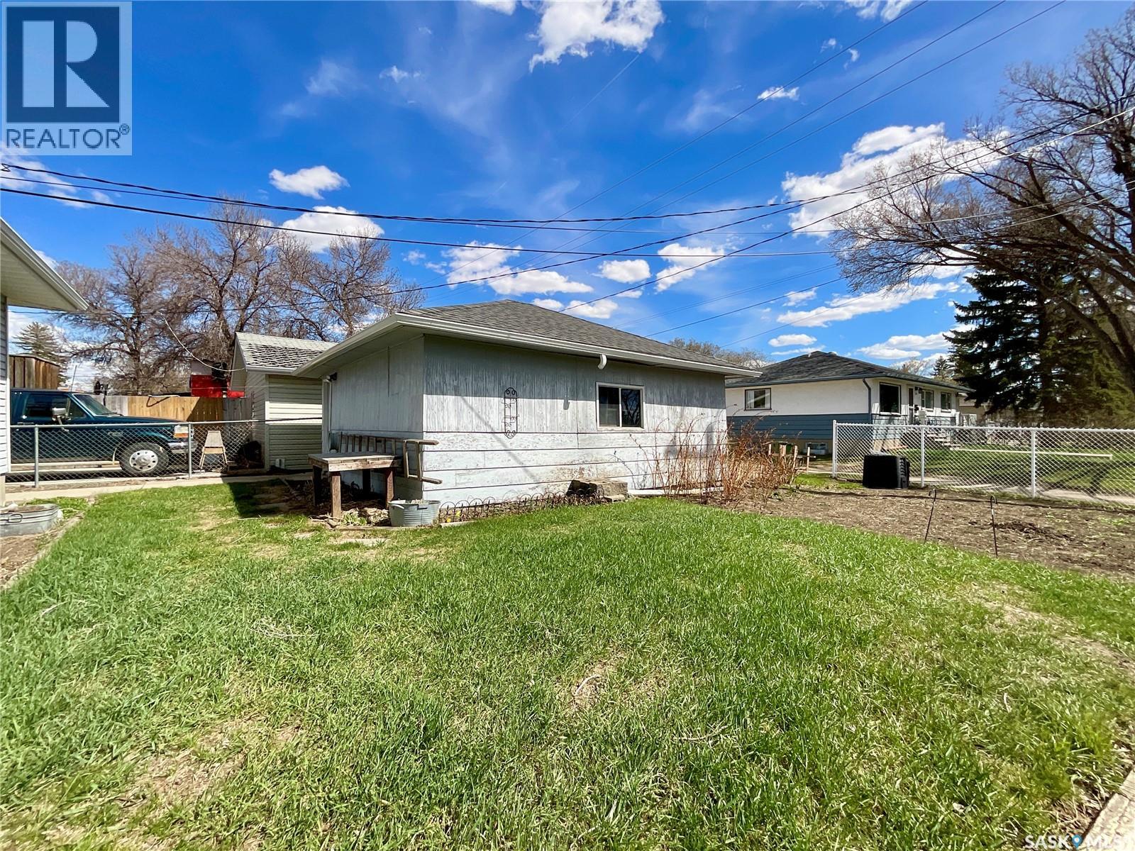 5445 4th AVENUE - 36