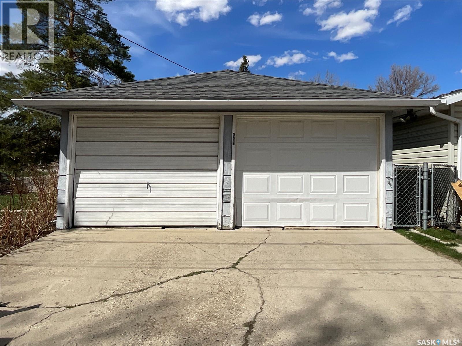 5445 4th AVENUE - 37